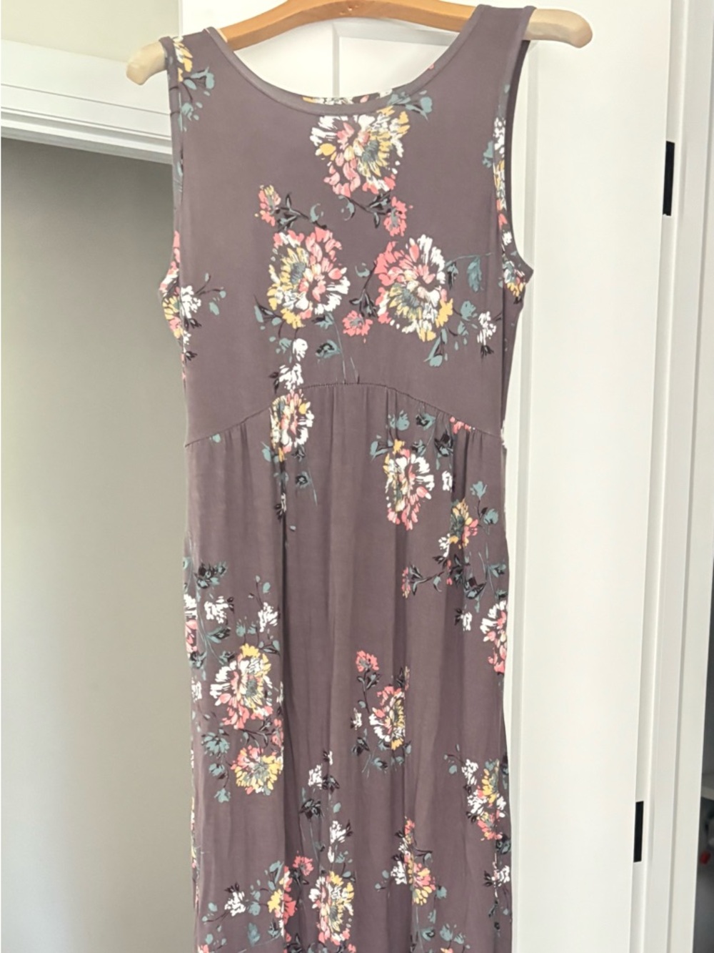 Maurices Floral Knit Top in Gray with Pink & Teal Accents - Picture 5 of 5